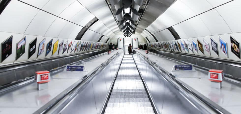 Atraer Talento Metro y anuncios