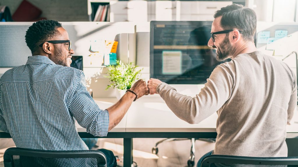 Tener amigos en el trabajo refuerza la productividad
